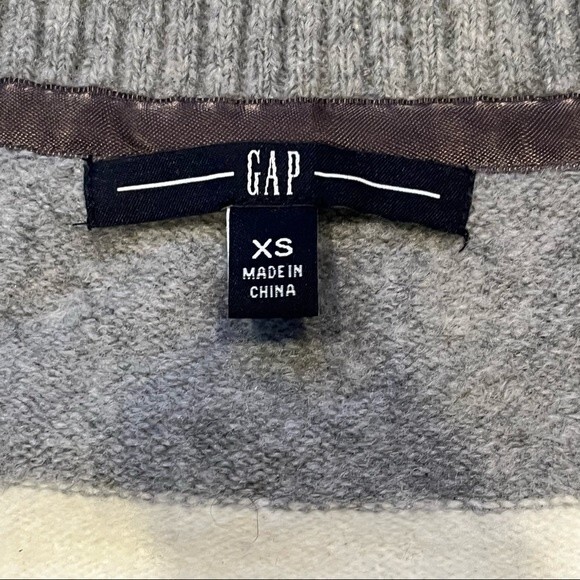 Gap Grey & White Stripe Wool Blend Knit V Neck Sweater XS - Picture 7 of 9